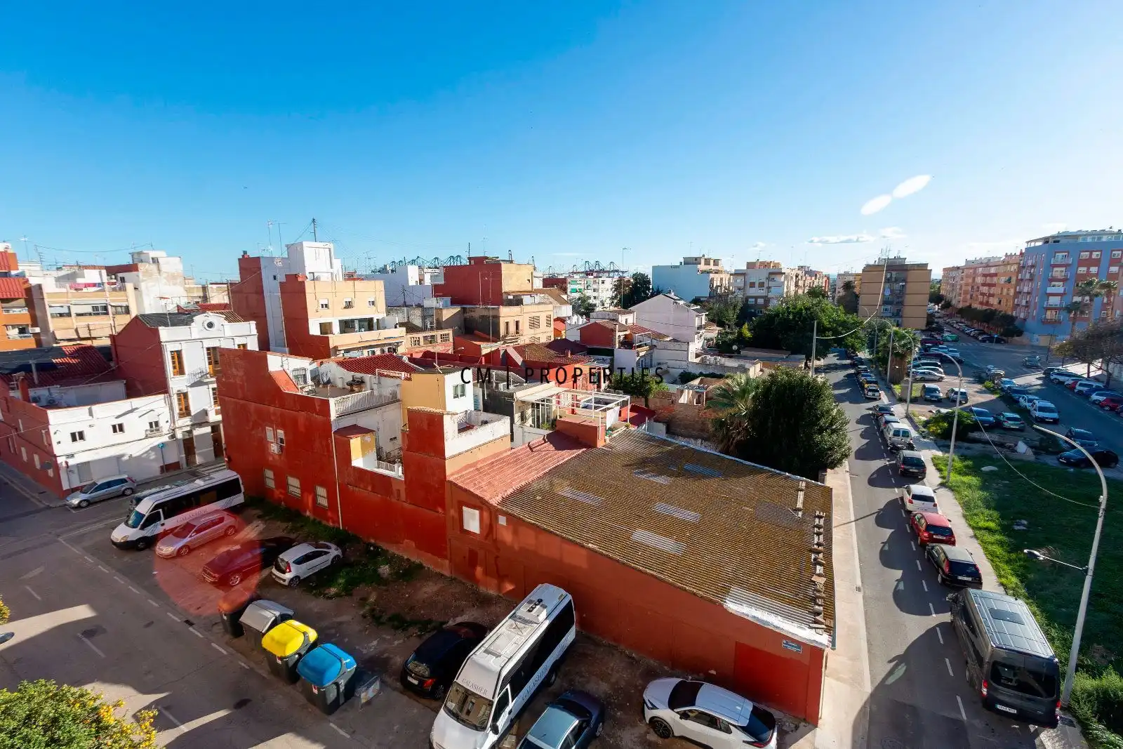 Vista exterior de Piso de alquiler en Valencia con Terraza, Trastero y Piscina