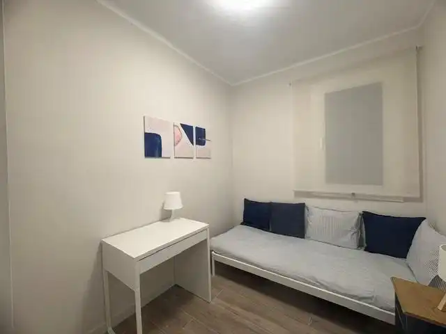 Bedroom of Flat for sale in Barcelona