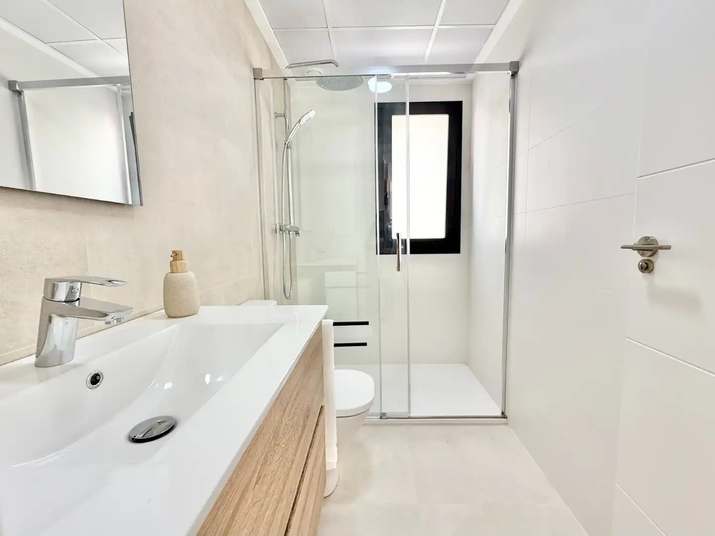 Baño de Casa o chalet en venta en Cox con Jardín privado, Terraza y Trastero