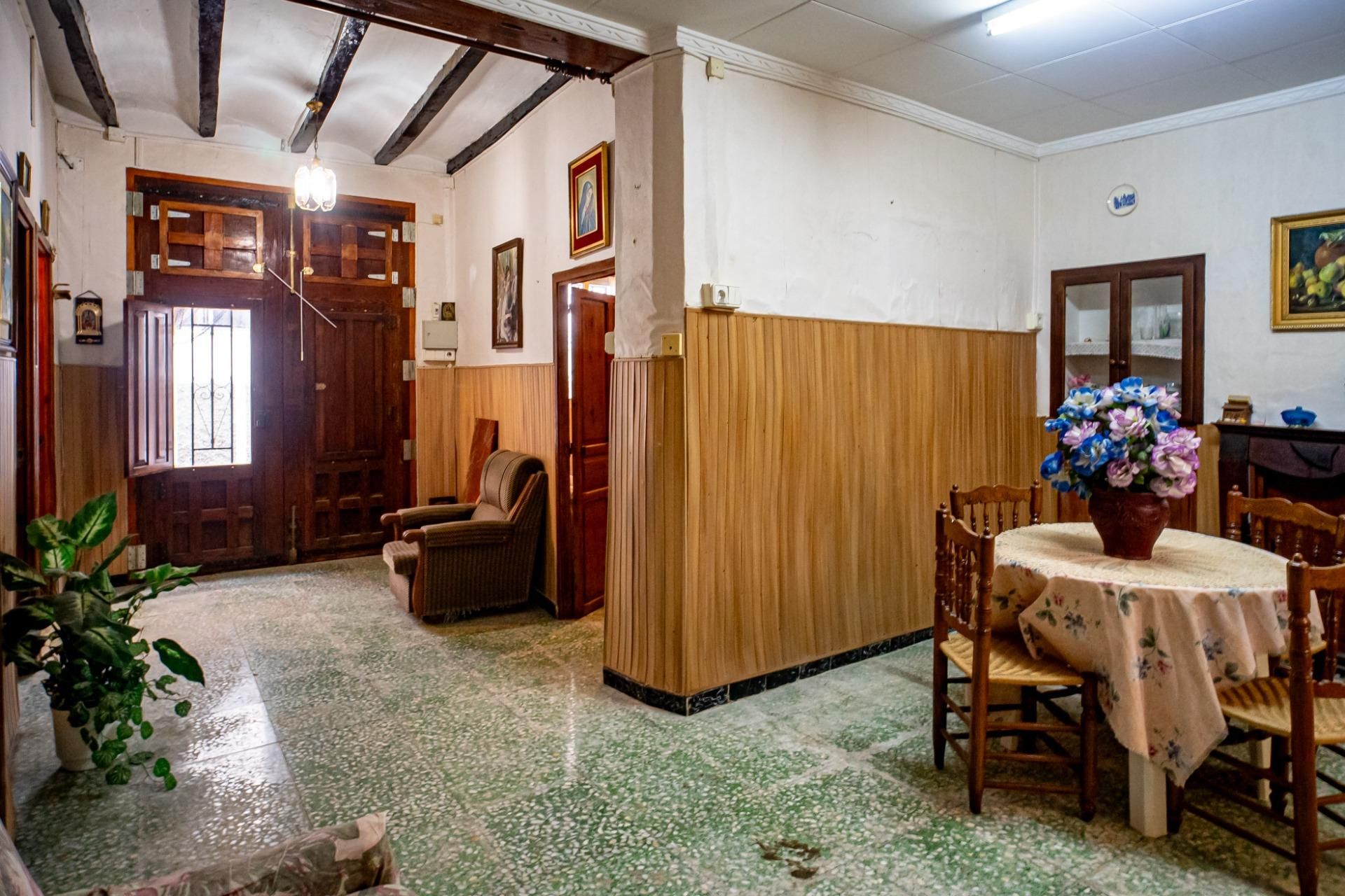 Country house zum verkauf in Bolulla mit Abstellraum