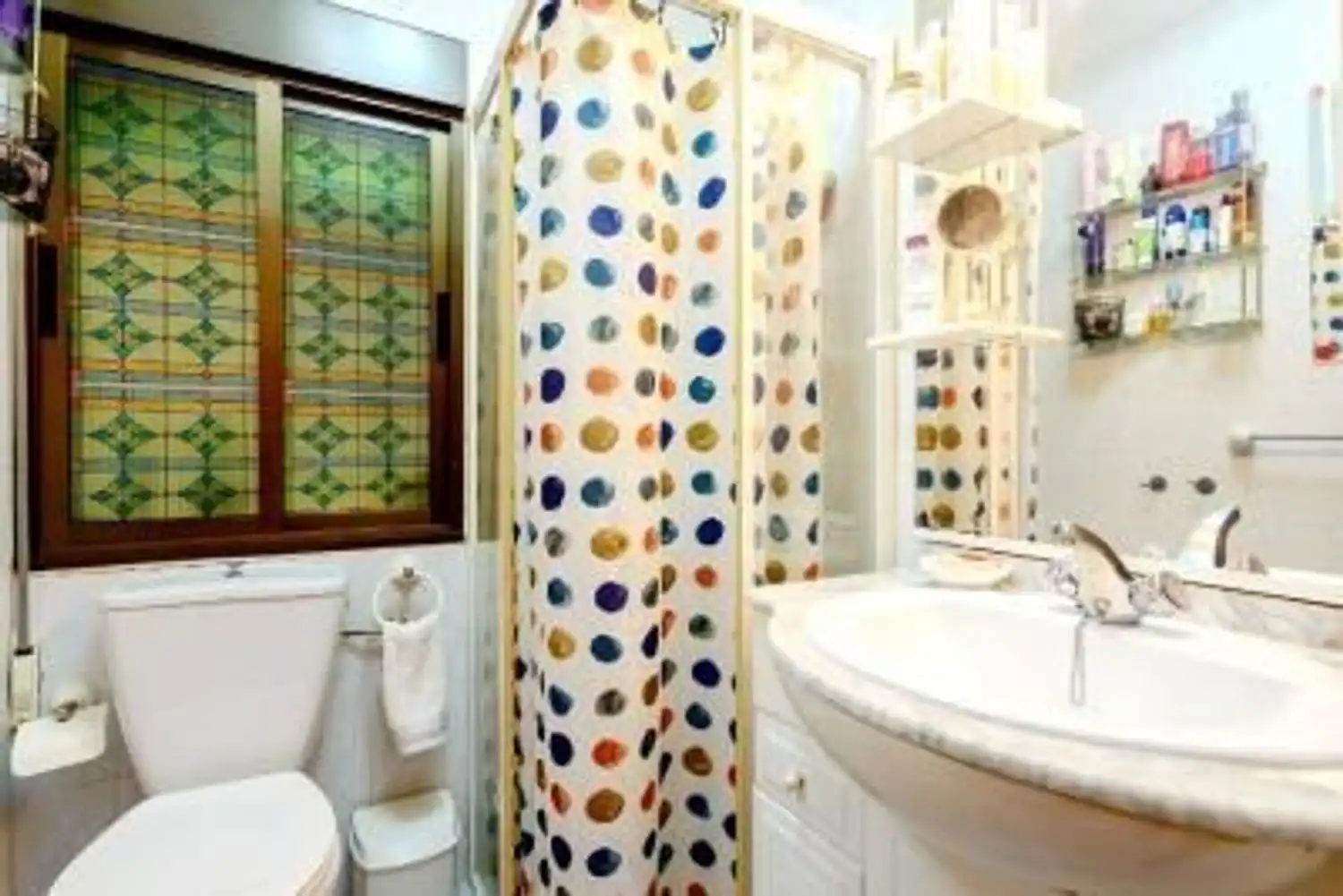 Bathroom of Houses for sale in Bimenes  with Heating, Private garden and Parquet flooring