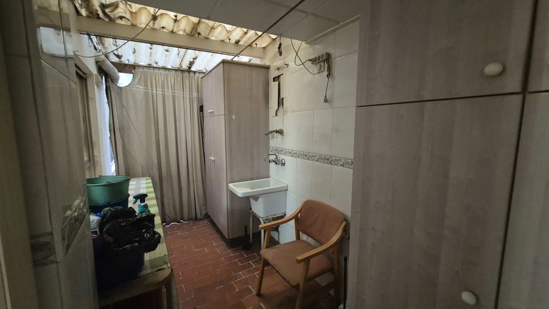 Bathroom of Flat for sale in Villena  with Storage room