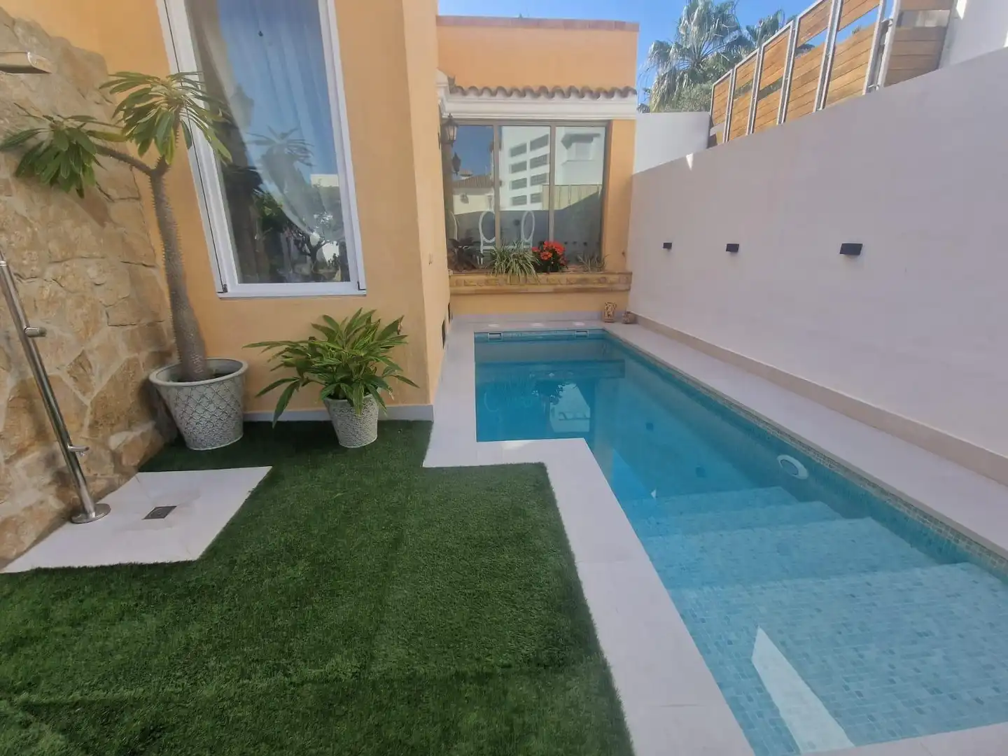 Piscina de Casa o xalet en venda en San Fernando amb Aire condicionat, Calefacció i Jardí privat