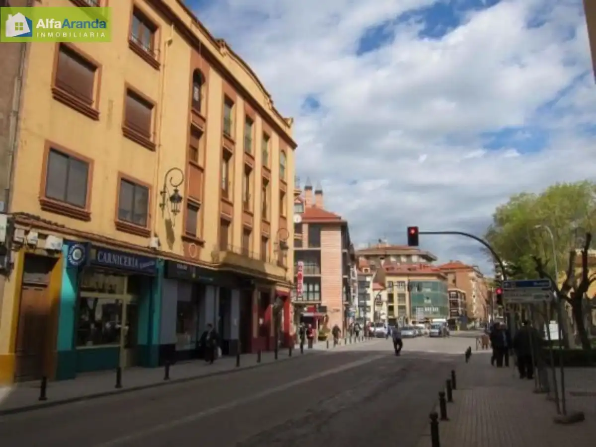 Vista exterior de Local de lloguer en Aranda de Duero
