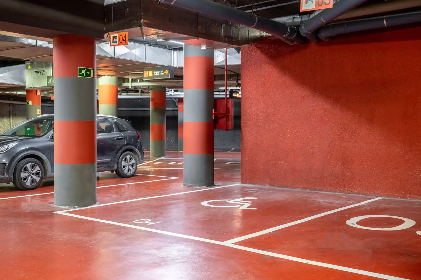 Garatge de lloguer a CALLE PELAI, 3, El Raval