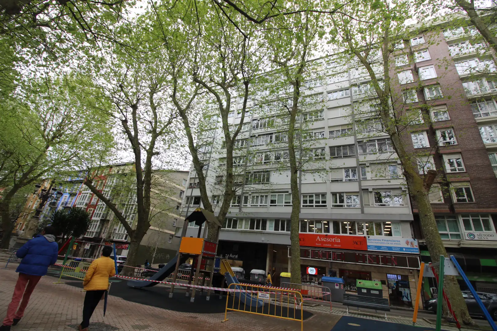 Flat with lift for sale in Numancia - San Fernando