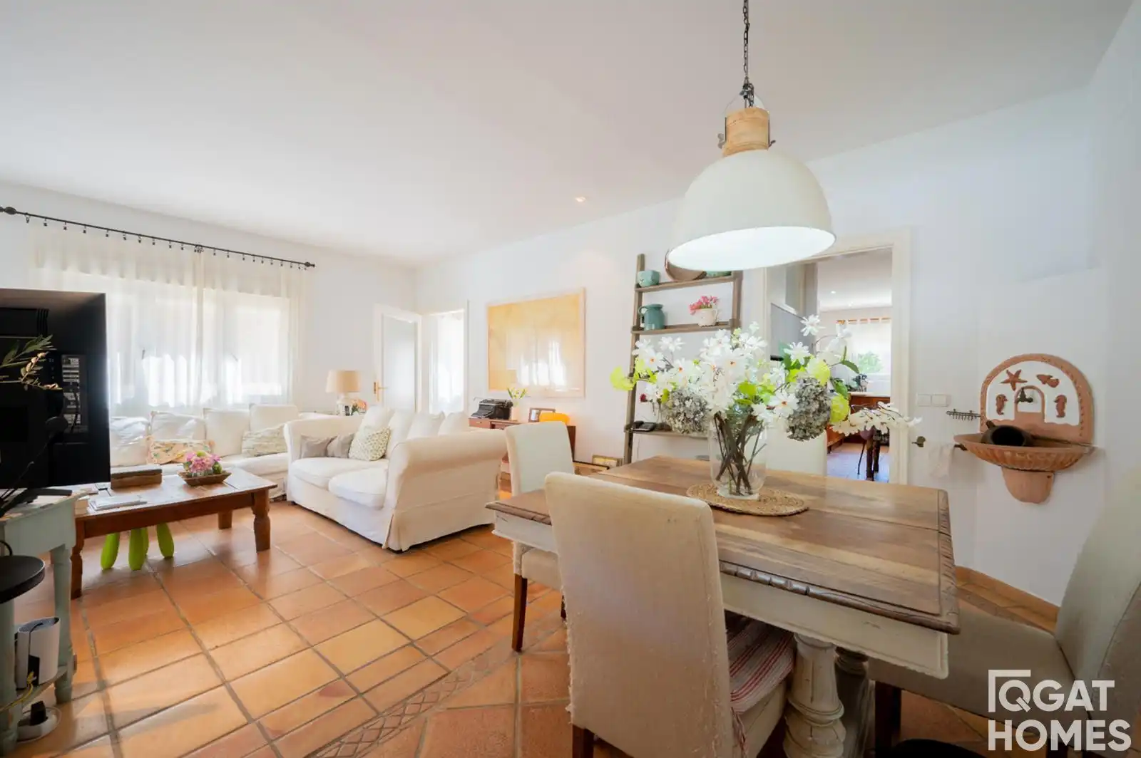 Sala d'estar de Casa o xalet en venda en Rubí amb Calefacció, Terrassa i Traster