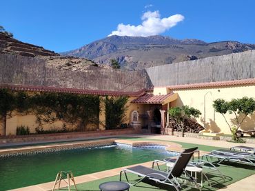 Casa rustica con piscina in vendita a Dalías