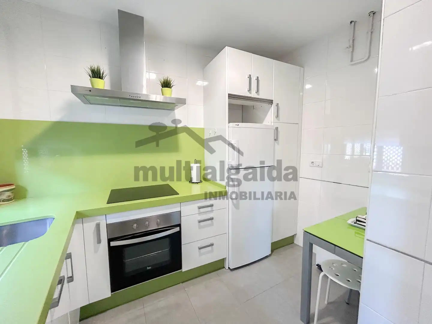 Cocina de Apartamento en venta en Jerez de la Frontera con Aire acondicionado, Calefacción y Amueblado