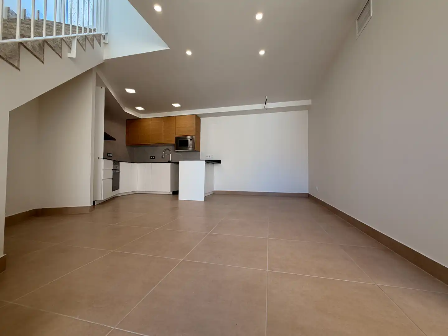 Cocina de Dúplex en venta en Terrassa con Aire acondicionado, Calefacción y Terraza