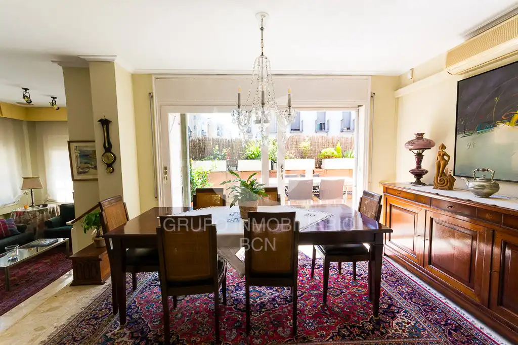 Dining room of Houses for sale in Montcada i Reixac  with Air Conditioner, Heating and Terrace