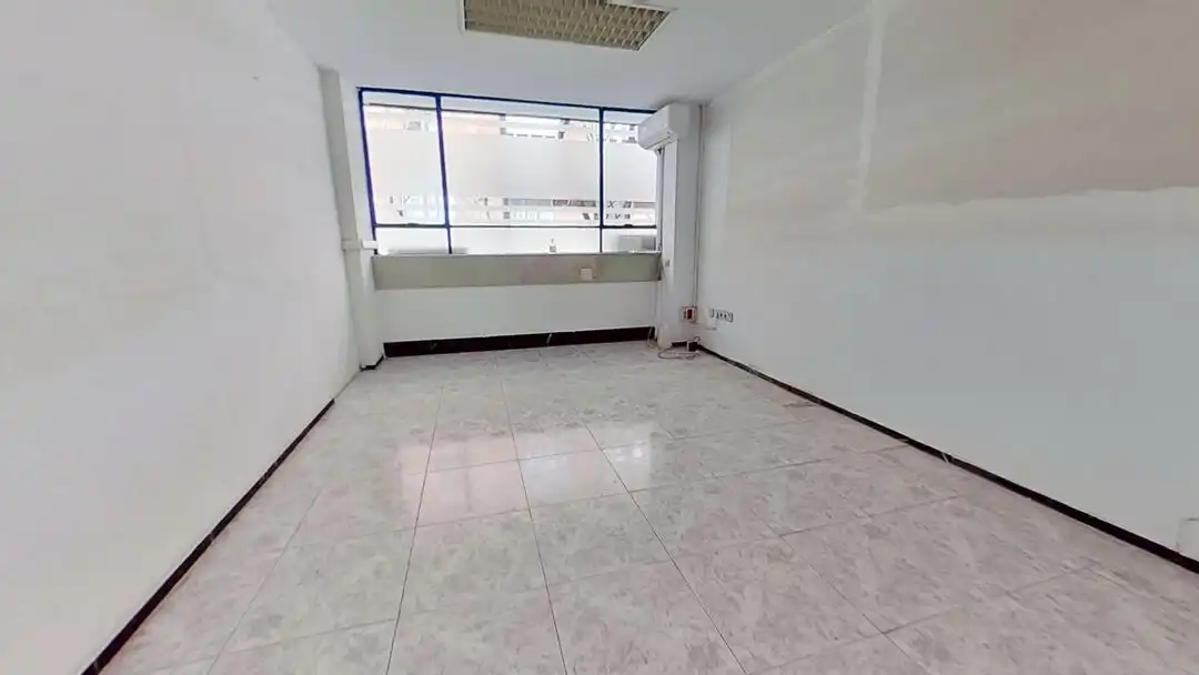 Office for rent in Madrid  with Air Conditioner and Heating