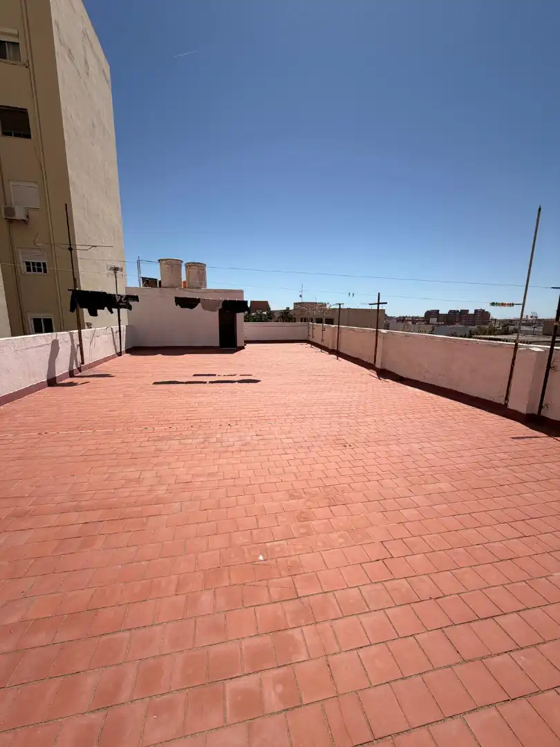 Terraza de Piso en venta en Almería con Aire acondicionado, Calefacción y Trastero
