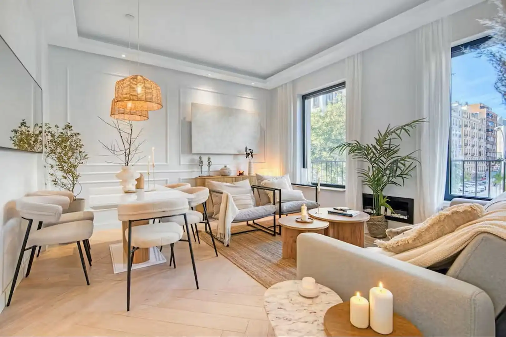 Living room of Apartments for rent in  Madrid Capital  with Air Conditioner, Heating and Private garden