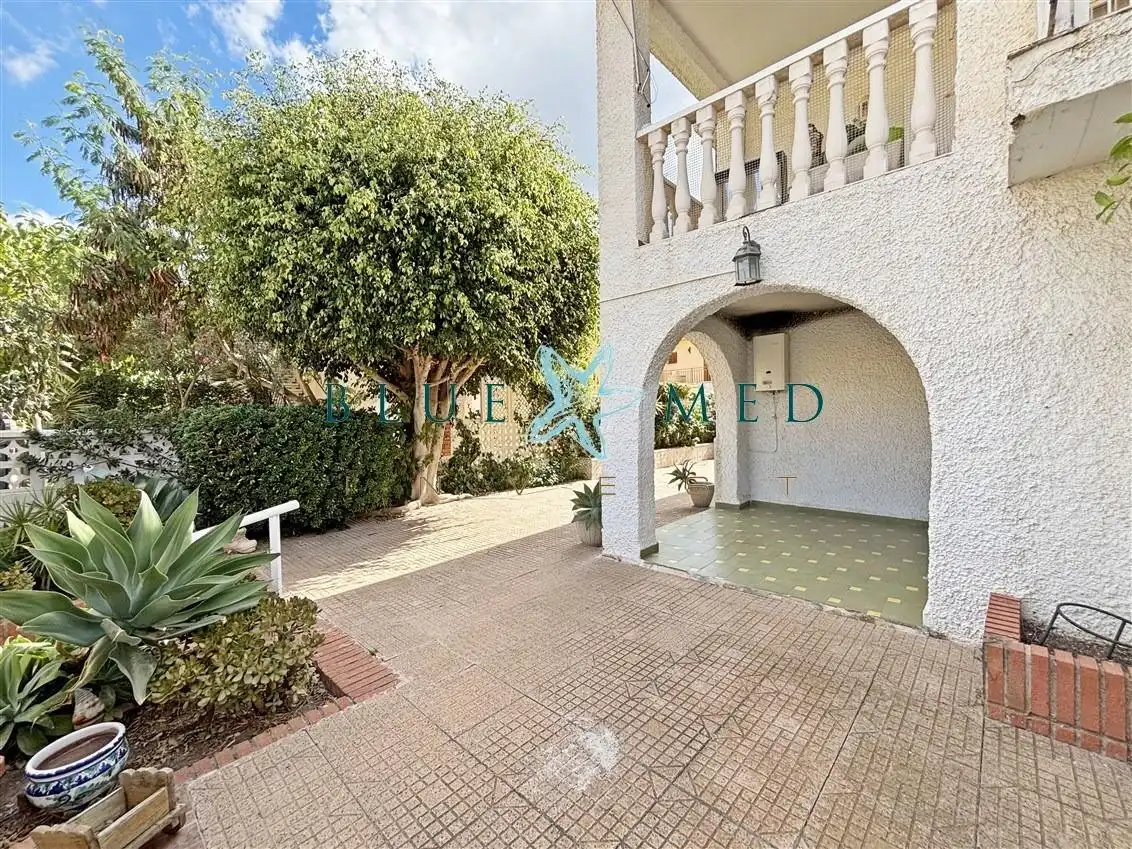 Flat with garden for sale in Calle Calle Mar Tirreno-Ordenación Bahía, imagen 2