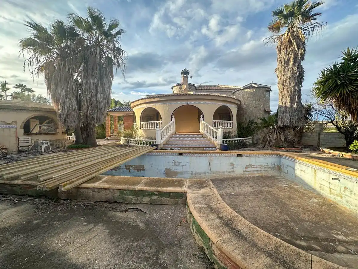 Vista exterior de Finca rústica en venta en Los Montesinos con Jardín privado, Piscina y Amueblado