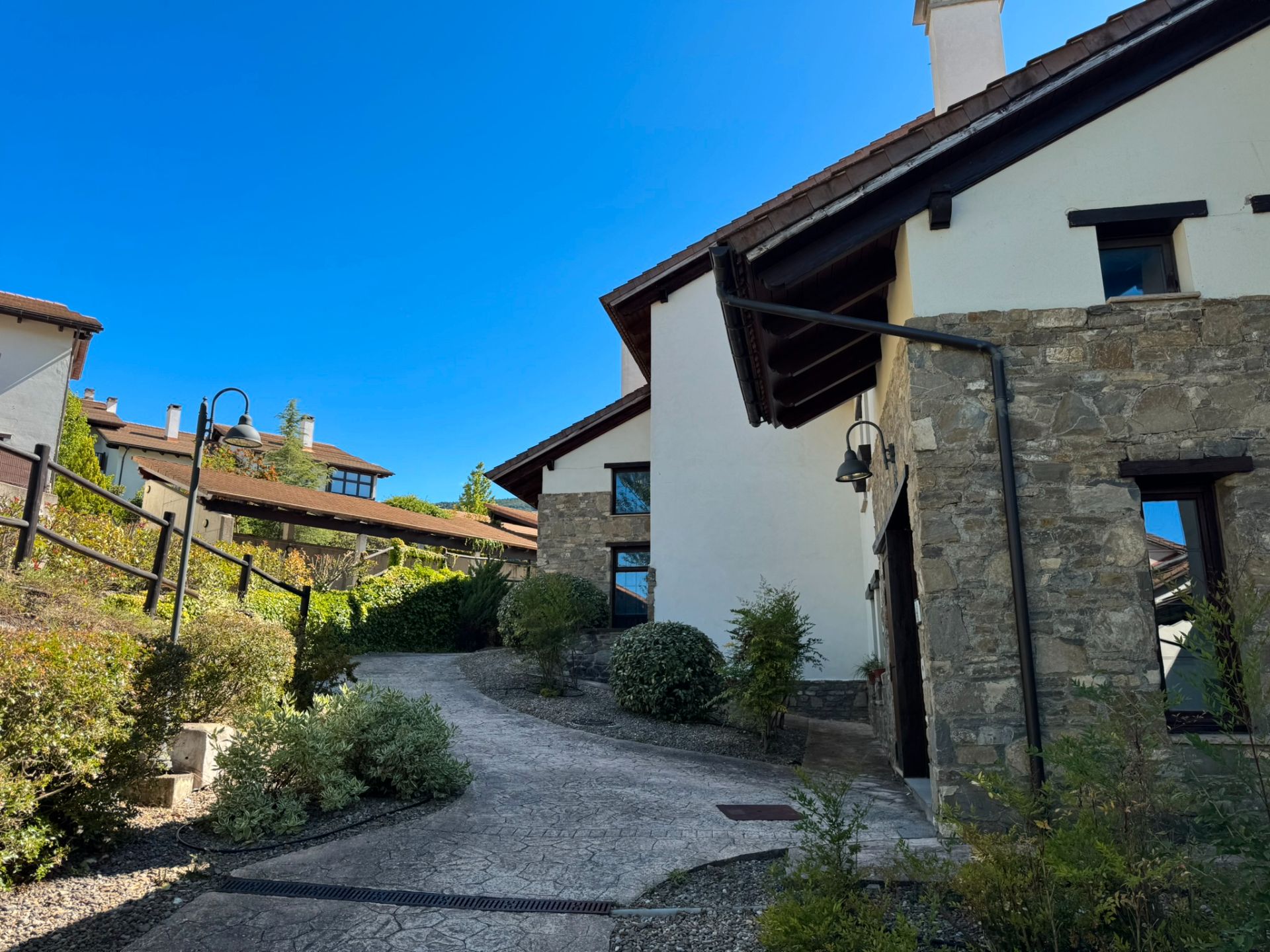 Exterior view of Apartment for sale in Jaca  with Heating, Private garden and Parquet flooring