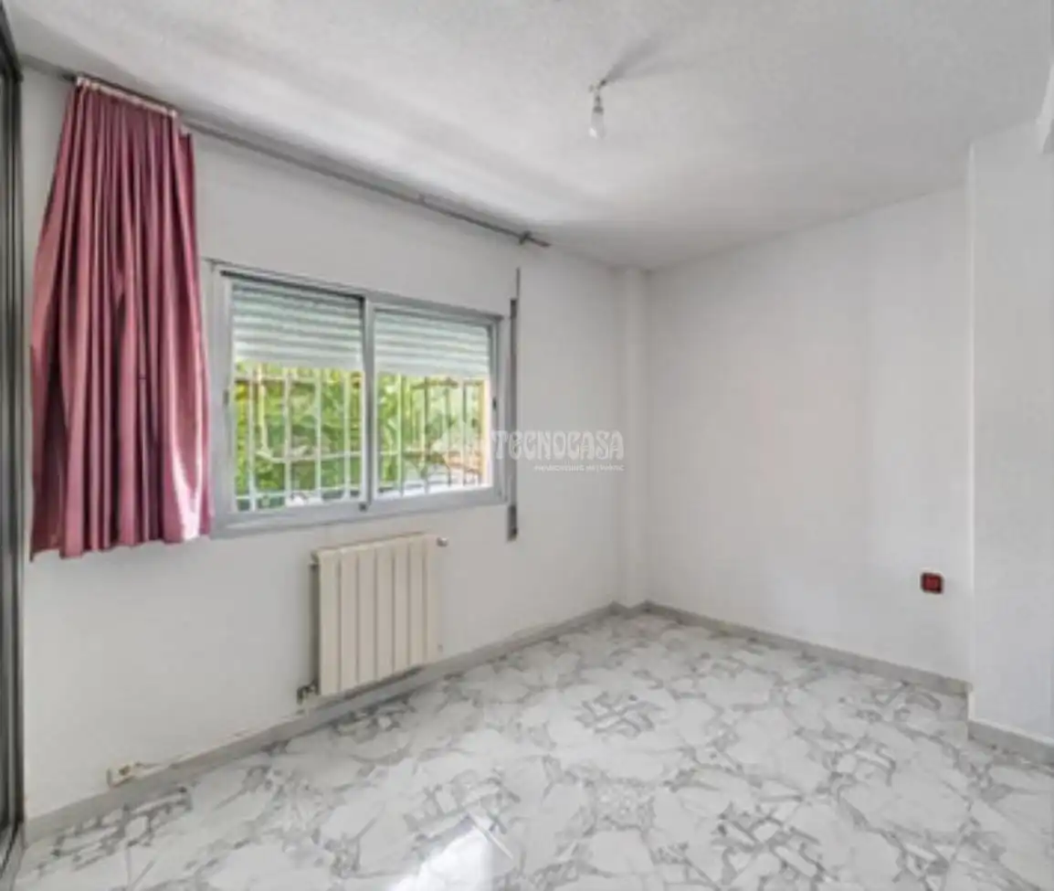 Bedroom of Flat for sale in Zarzaquemada