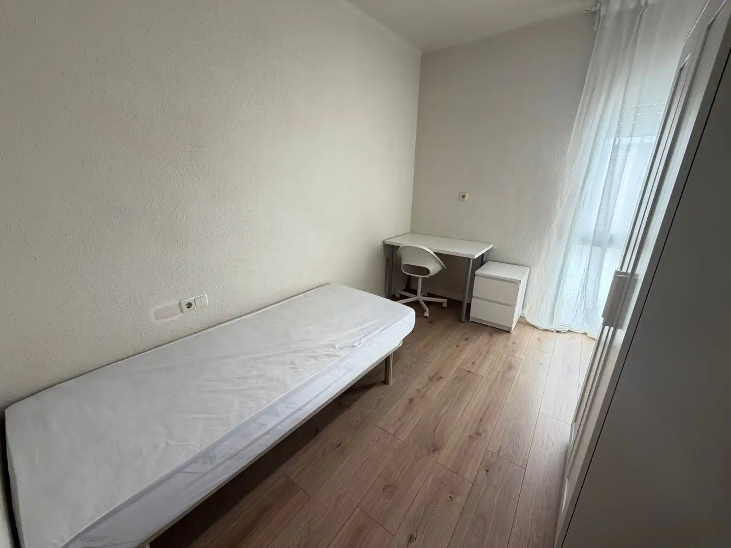 Bedroom of Flat for rent in Lleida  with Heating, Parquet flooring and Furnished