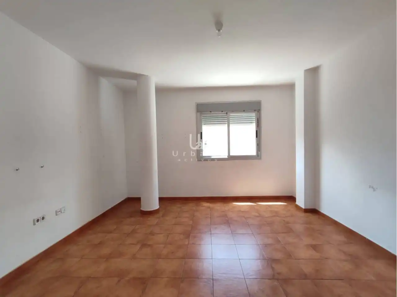 Flat with lift for sale in Calle Polo de Medina, imagen 4