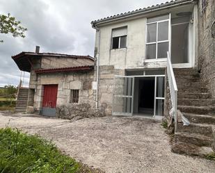 Vista exterior de Casa o xalet en venda en Esgos amb Jardí privat