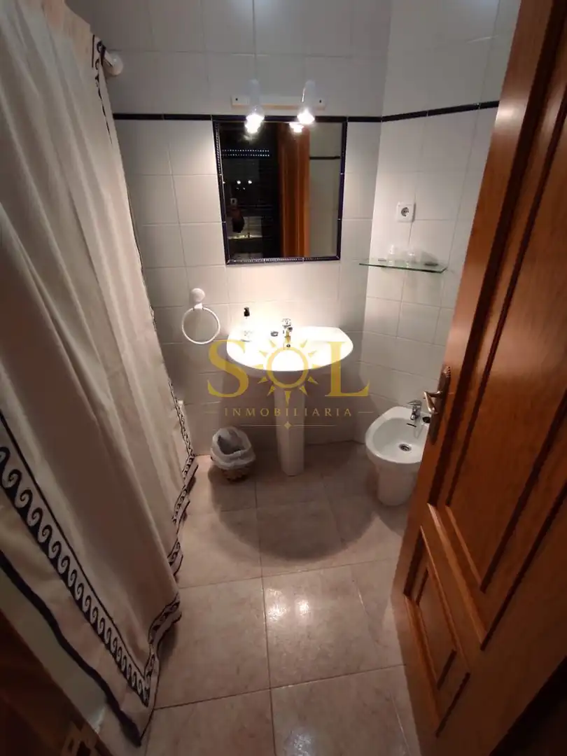 Badezimmer von Gebäude zum Verkauf in Luyego