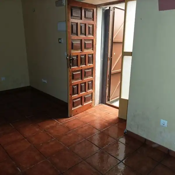Piso en venta en C/ Castelar, Centro - La Costilla