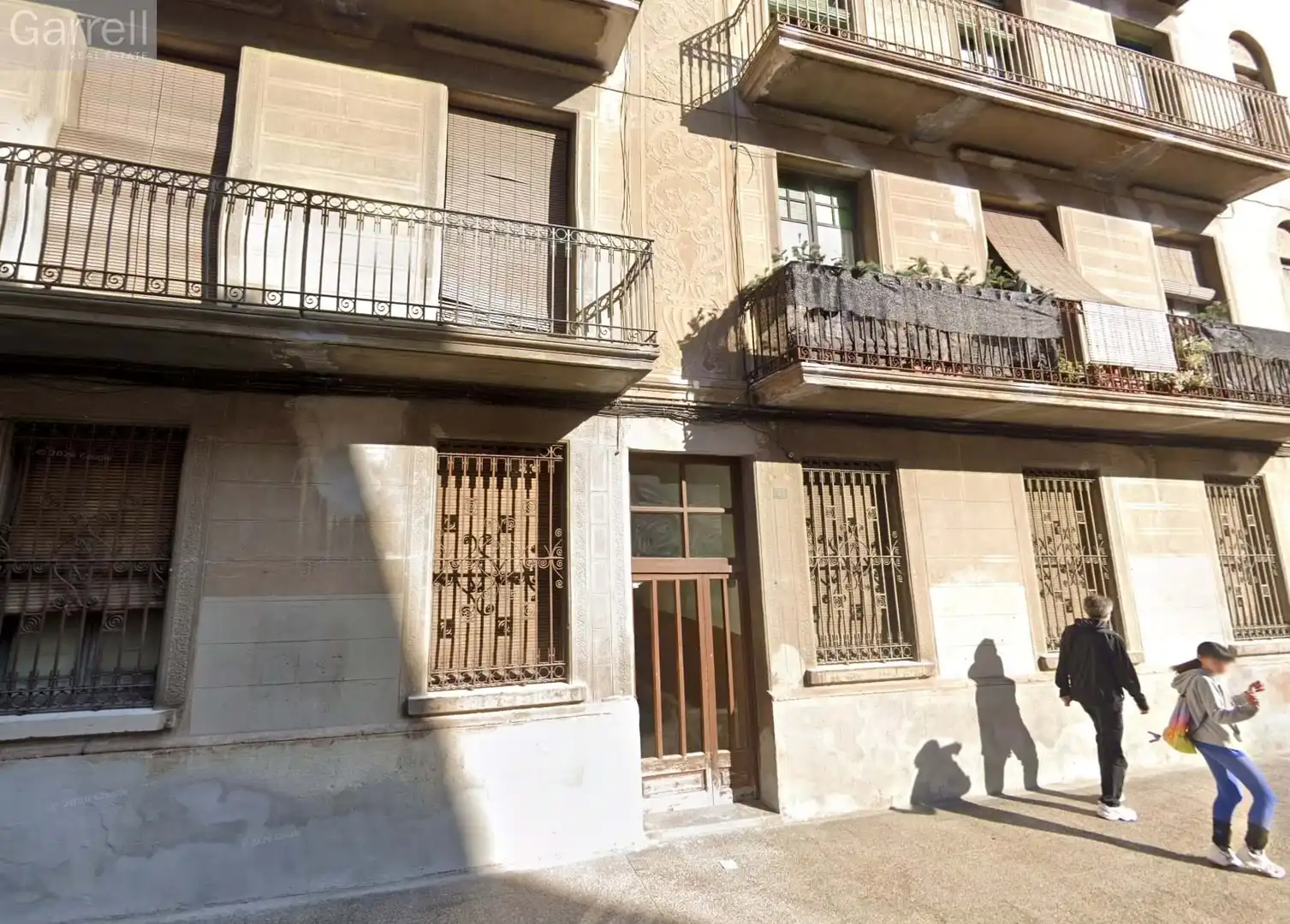 Vista exterior de Edificio en venta en Girona