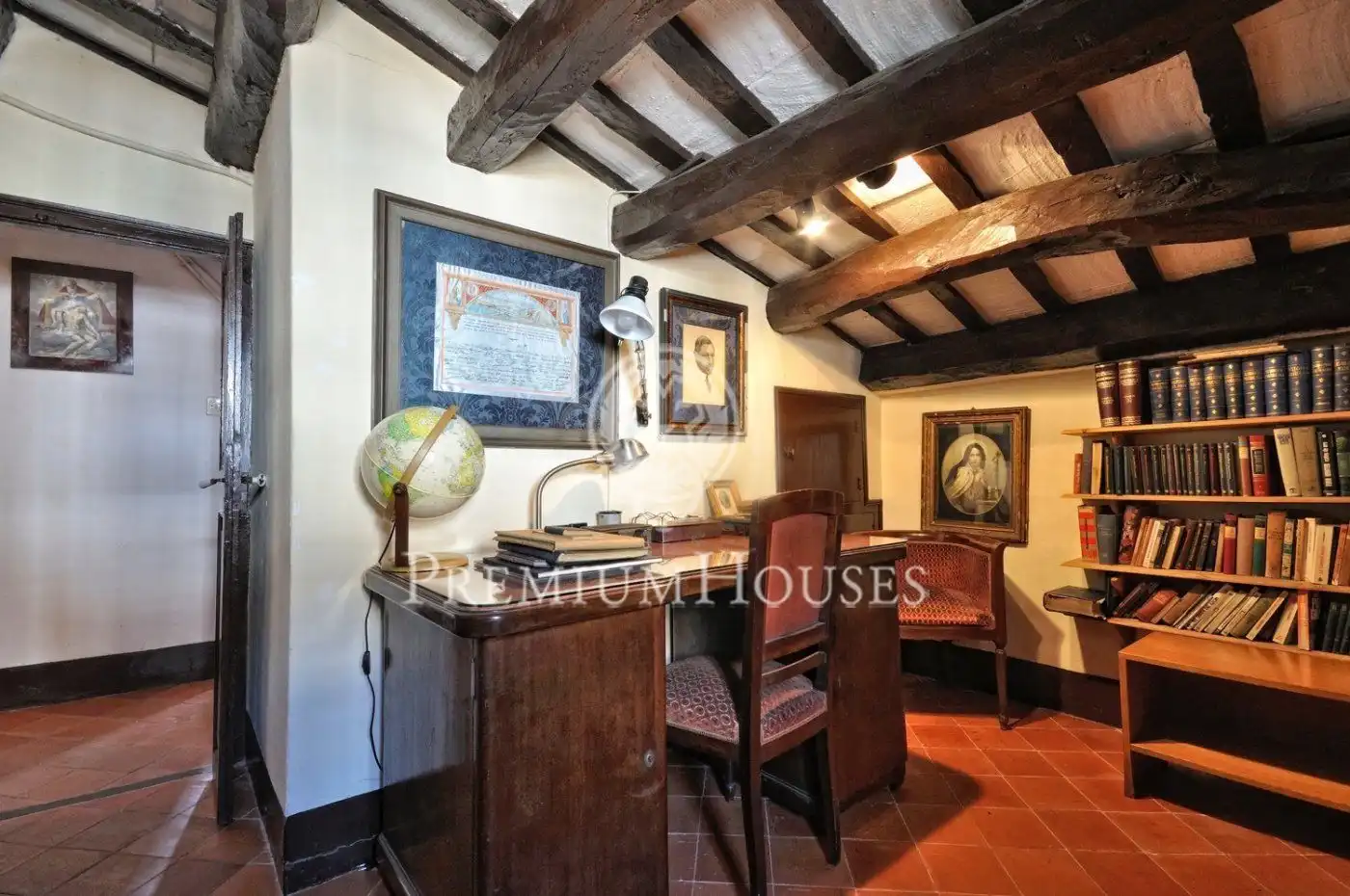Houses for sale in Cabrera de Mar