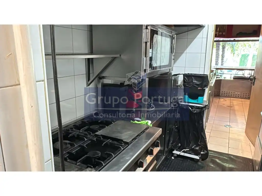 Cocina de Local en venta en Madrid con Aire acondicionado