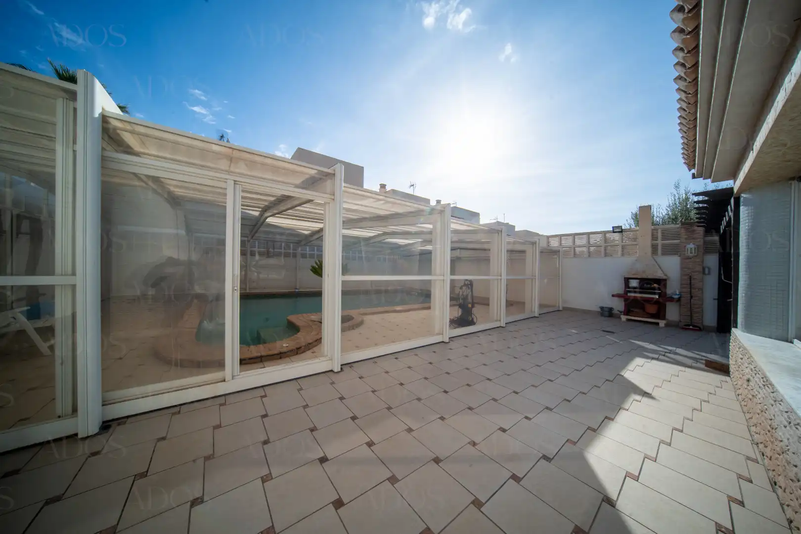 Houses for sale in Calle Fernando Casinello, Aguadulce Sur