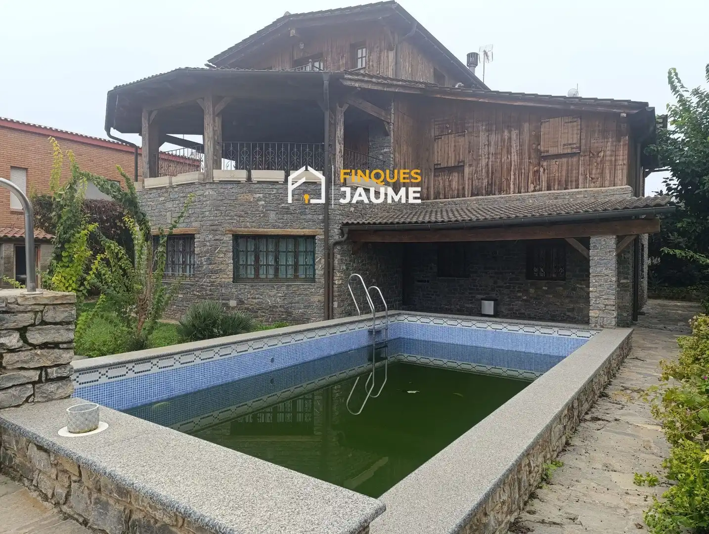 Detached house with pool for sale in SANT ERMENGOL