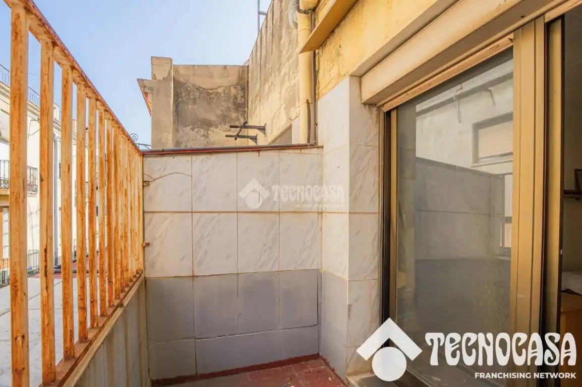 Penthouse with terrace for sale in C. de Riego, imagen 6