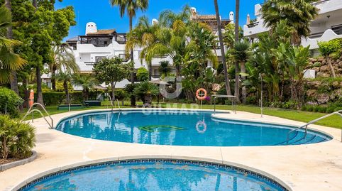 Foto 2 de Casa adosada en venta en Nagüeles Alto, Marbella