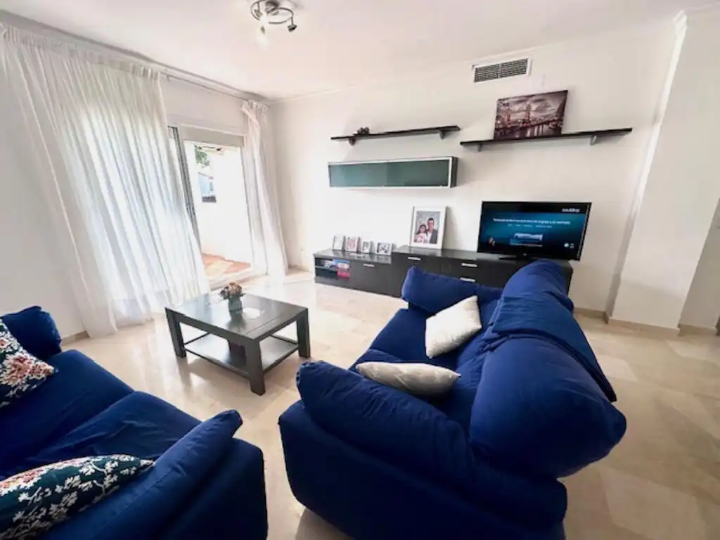 Wohnzimmer von Wohnung zum Verkauf in Estepona mit Klimaanlage und Möbliert