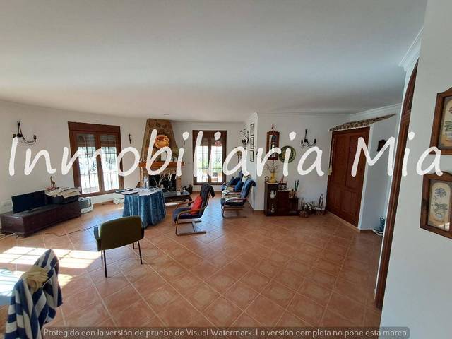 Casa-chalet en Venta en Arboleas