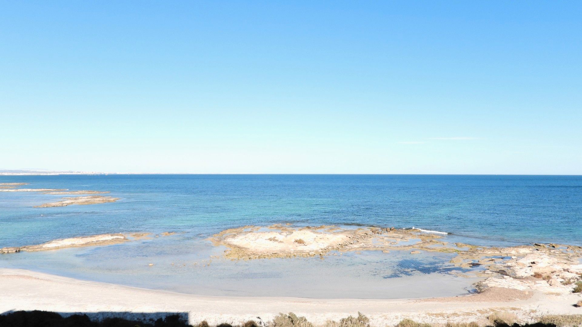 Exterior view of Flat for sale in La Manga del Mar Menor  with Terrace, Furnished and Oven