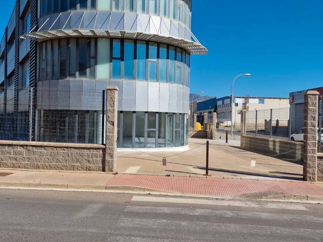 Local comercial en Alquiler en Calle Carbon, 55 en El Ingenio