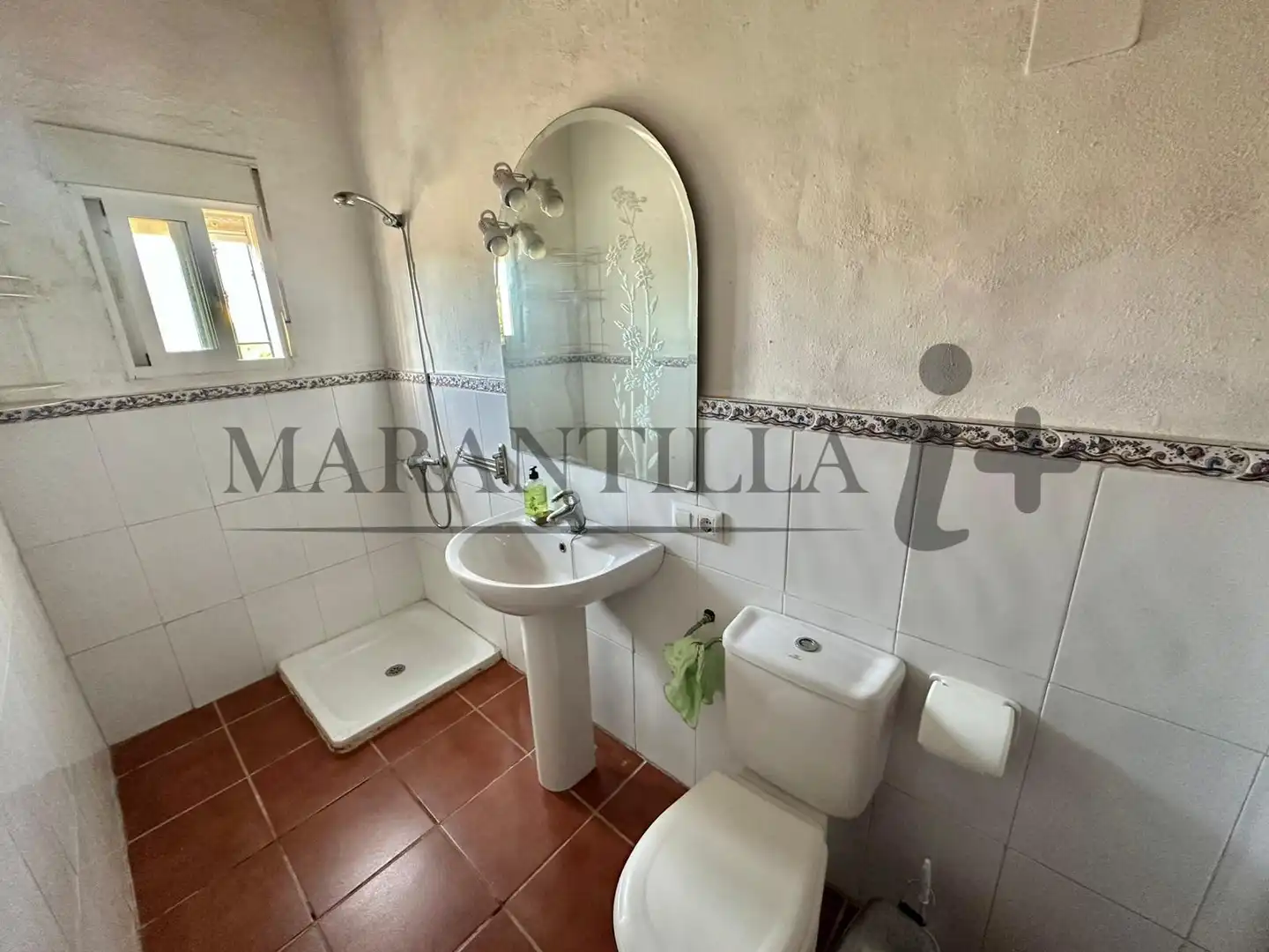 Baño de Finca rústica en venta en Lepe con Terraza, Trastero y Amueblado