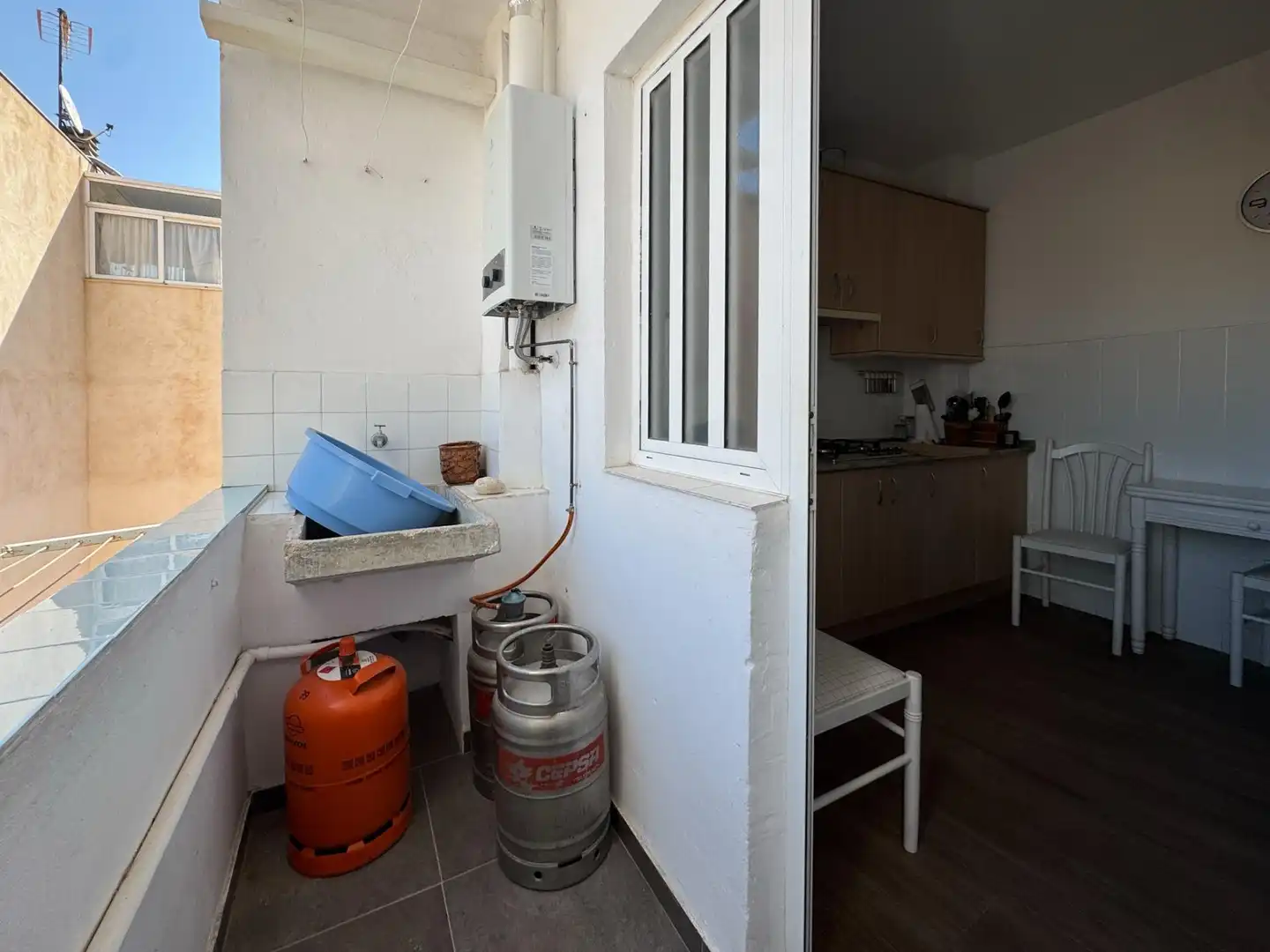 Cocina de Piso de alquiler en Alicante / Alacant con Amueblado y Balcón