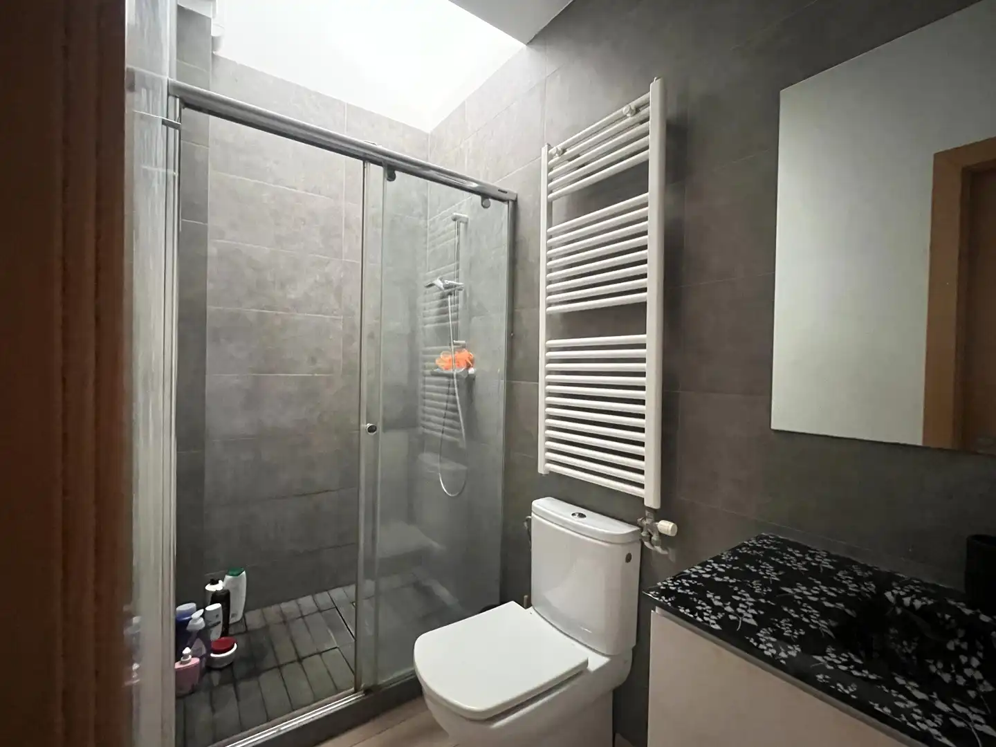 Casa adosada en venta en Carrer de les Colomeres, 84, Centre - Estació