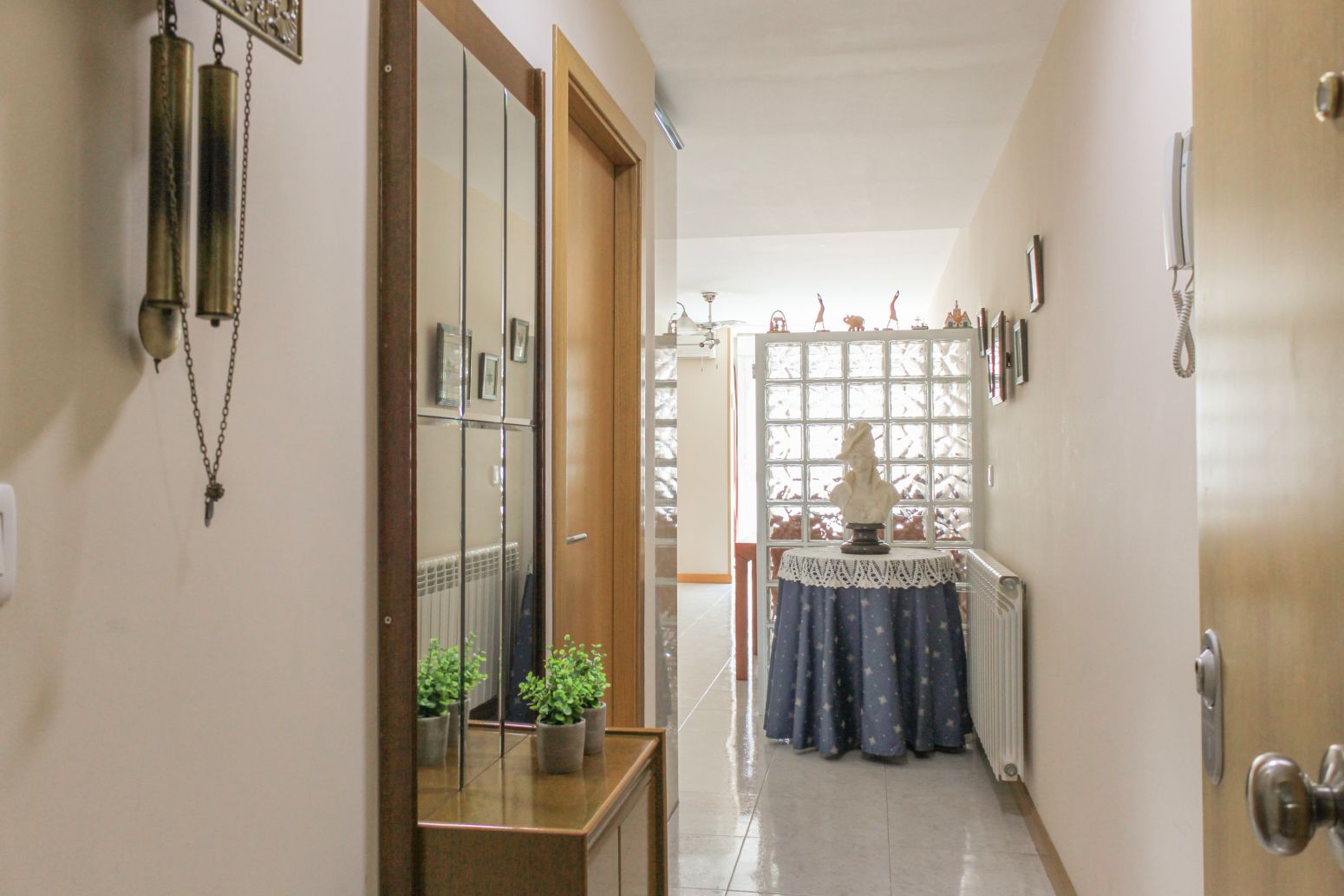 Flat for sale in Carcastillo  with Air Conditioner, Heating and Parquet flooring