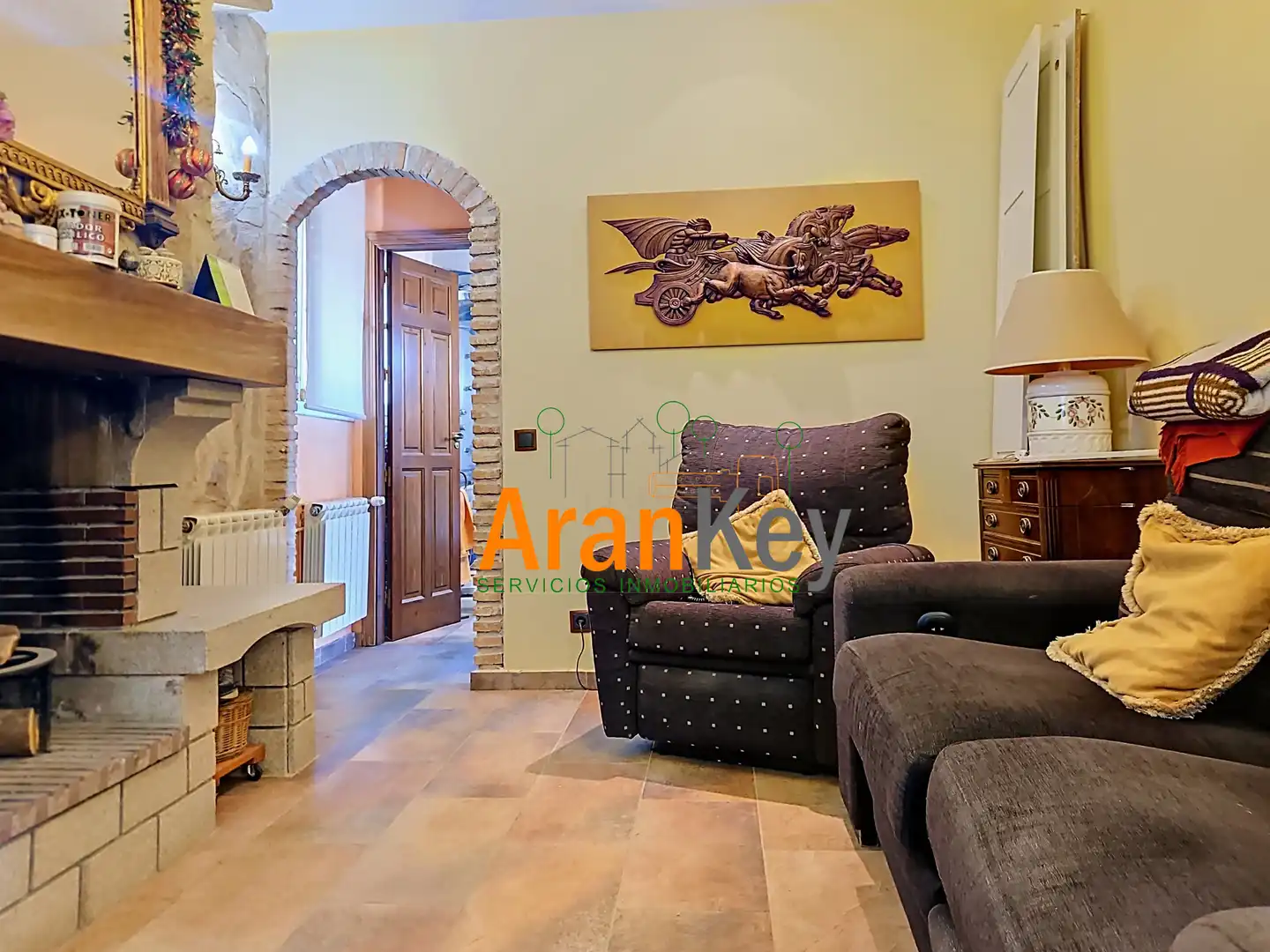 Living room of Houses for sale in Aranjuez  with Air Conditioner, Private garden and Terrace