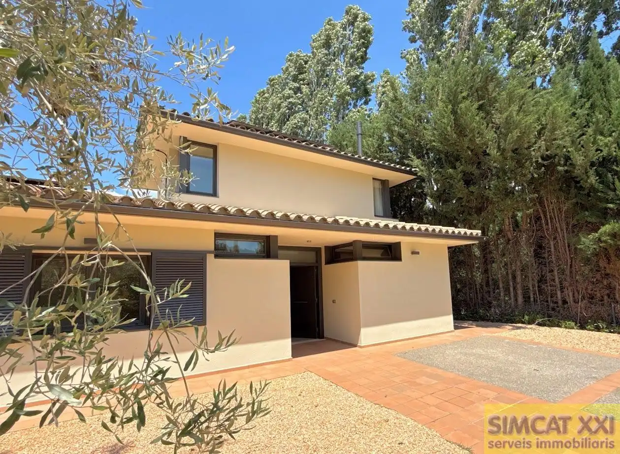 Casa amb piscina en venda a Navata, imagen 20