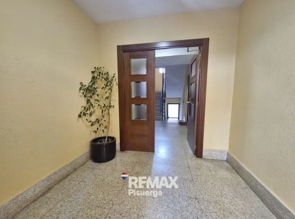 Piso en venta en Benavente con Terraza y Balcón