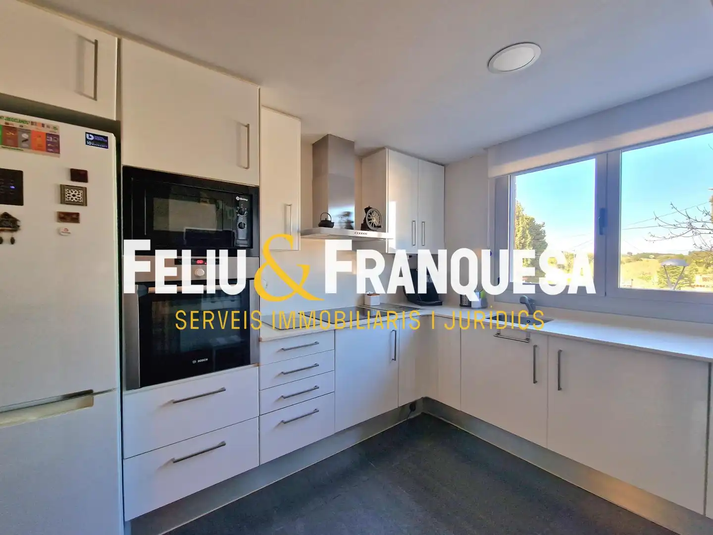 Kitchen of Flat for sale in Sant Cugat del Vallès  with Heating, Terrace and Storage room
