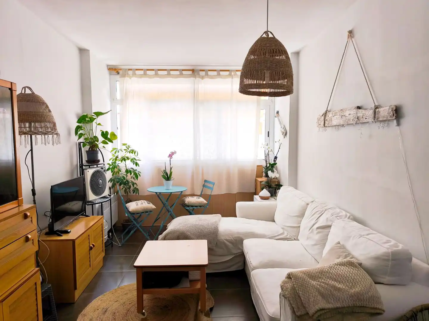 Apartment with terrace for sale in Centre