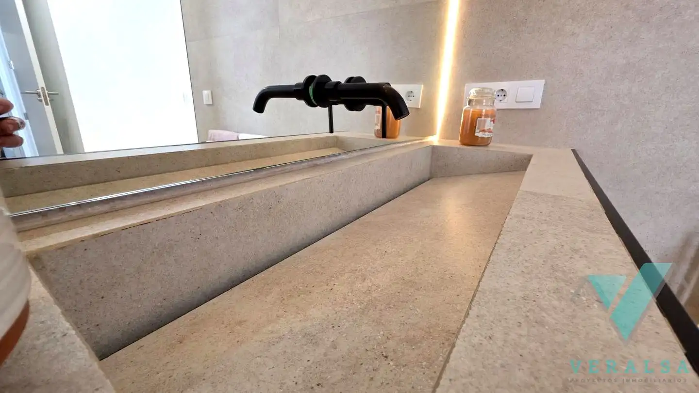 Baño de Piso en venta en Madrid con Aire acondicionado, Calefacción y Terraza