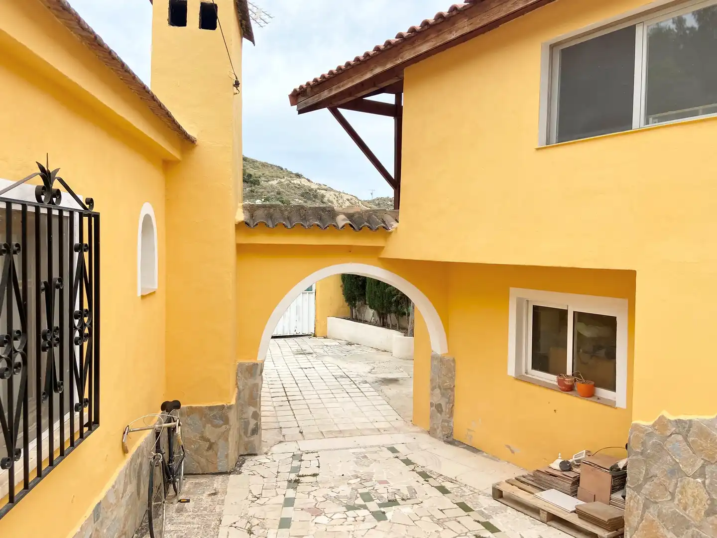Vista exterior de Casa o chalet en venta en Petrer