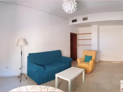 Living room of Flat for sale in  Sevilla Capital  with Air Conditioner